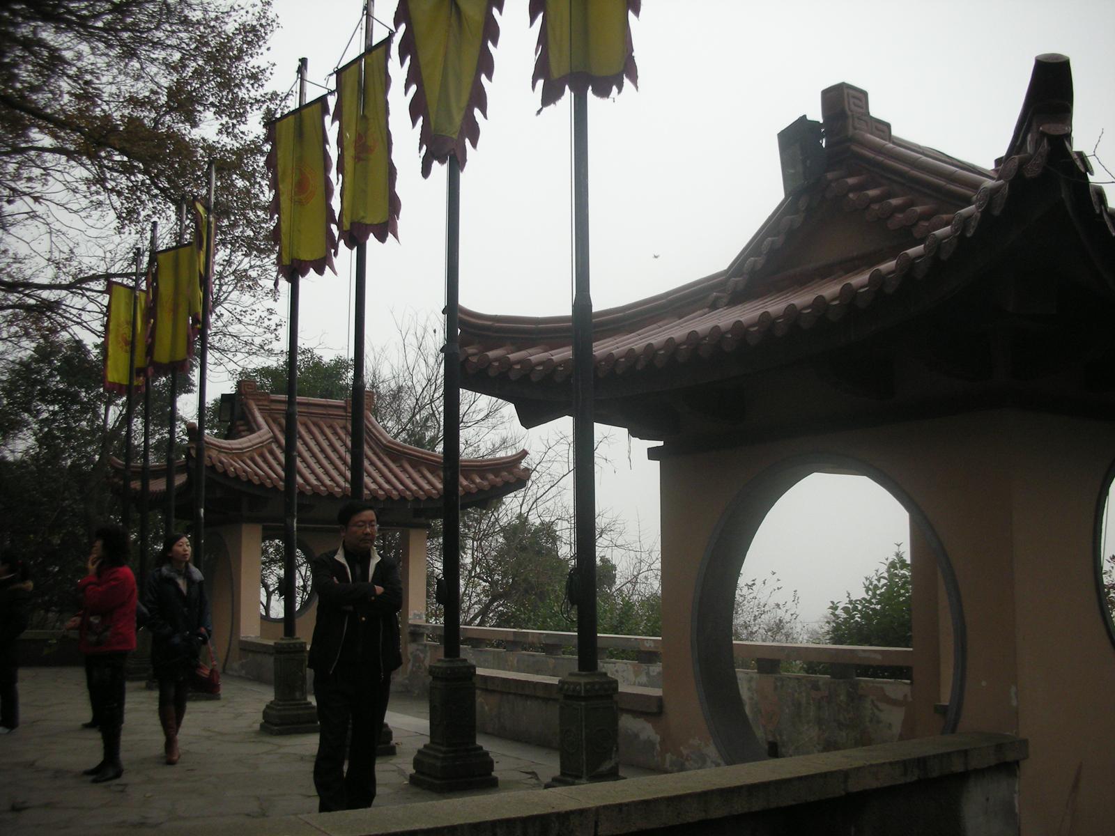 2000年ほど前は錫(スズ)の産地だったが、今は錫がない無錫(その2..無錫を代表する観光地である太湖)